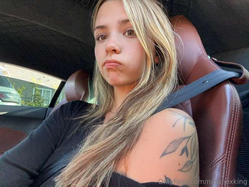 felt like changing something… so i did 🖤