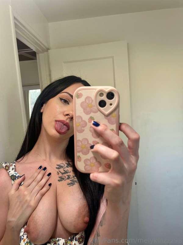 melykinzzz98 image #2