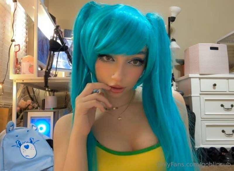 FRIDAY Miku BJ VIDEO be there 