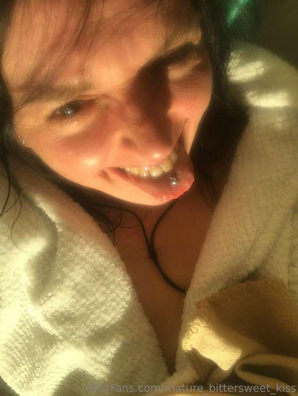 Good morning it’s a best time for sauna  Chillen and enjoy  ..