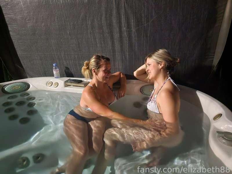 Husband couldn’t do it, glad my girlfriend came over for a visit 

@BrynnXXX 