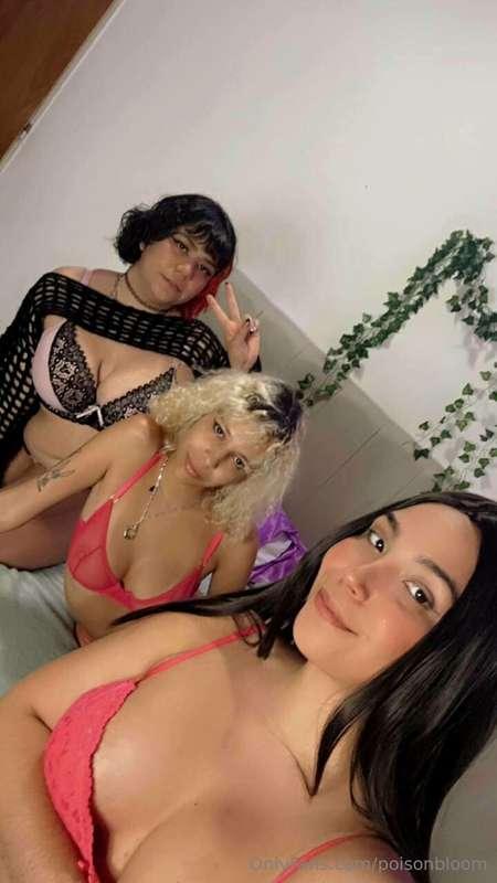 From our slumber party last night 💋 
Check out how wild it g..