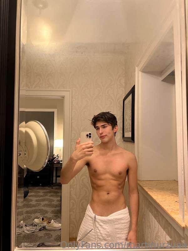 Take it off for me 🍆