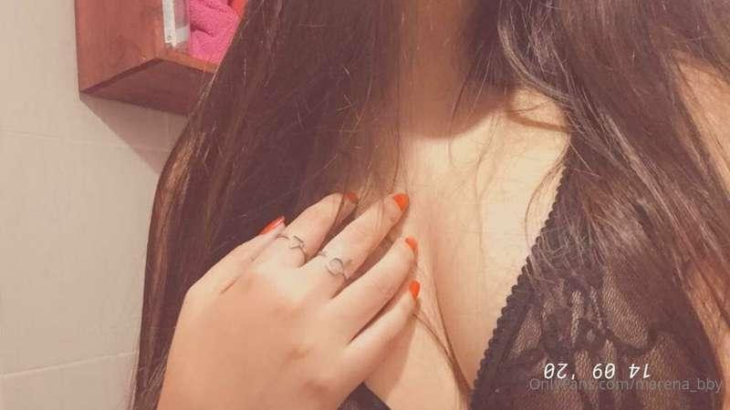 I'm horny, do you want to play with me?