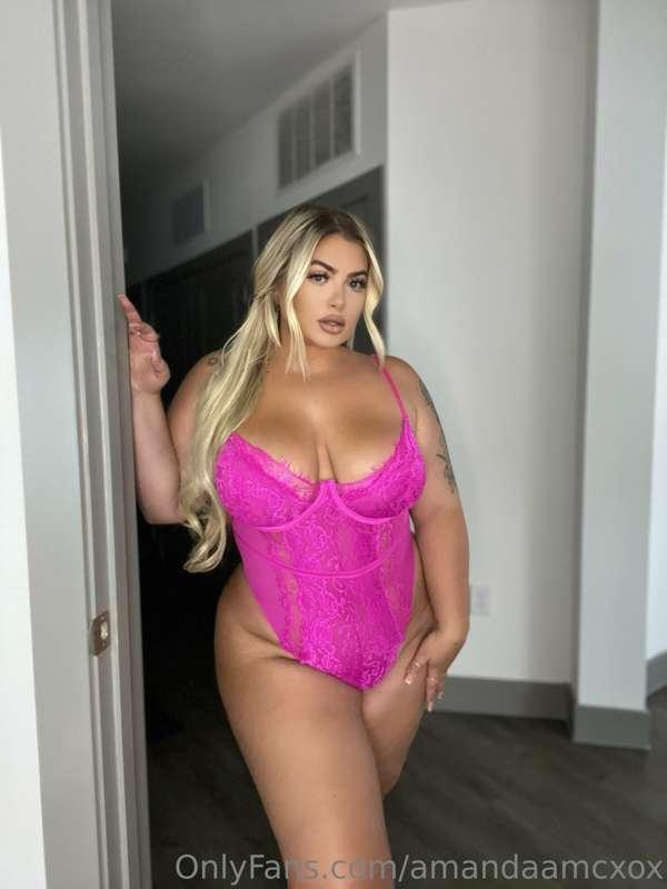 hot pink lingerie photo dump 🤤🩷