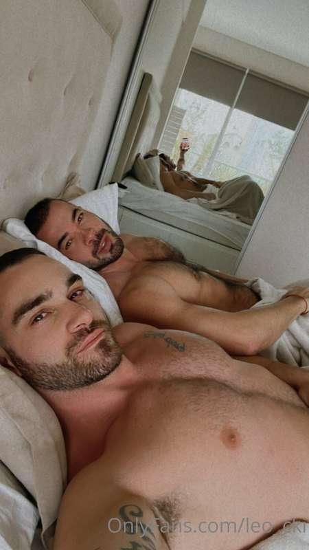 Join me and @lucasezequiel in our bed