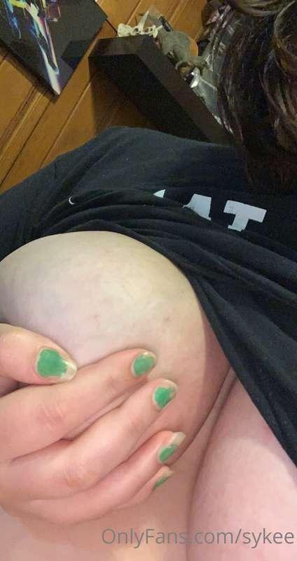 Hand full of boob is what every guy needs 😉