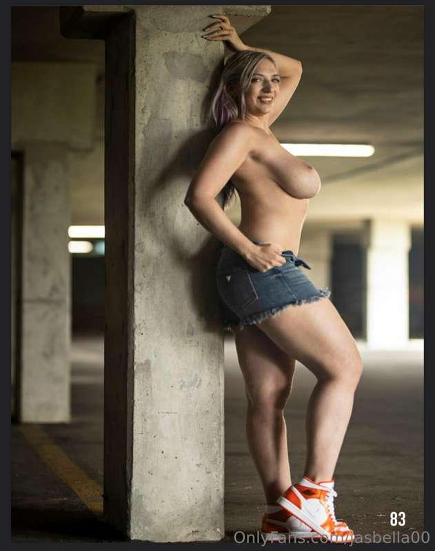 Happy Sunday 
I love my Nikes !
Wanna see more check my PPV
..