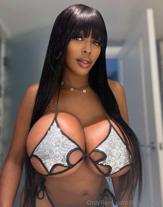 lialovely4u image #0