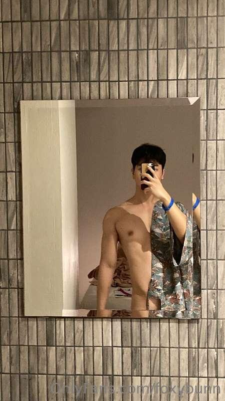 在溫泉見到半裸男子，你會…♨️  If you see me half naked in onsen, you will..