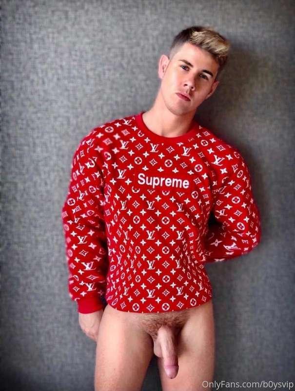 There is a heart .... supreme is your cock ... not your swea..