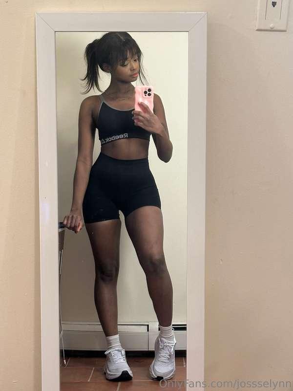 Your favorite gym girl 🥰