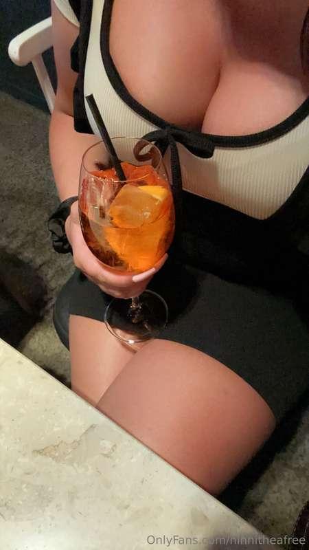 Imorgon kväll blir det live med mig på min of vip, liven är ..