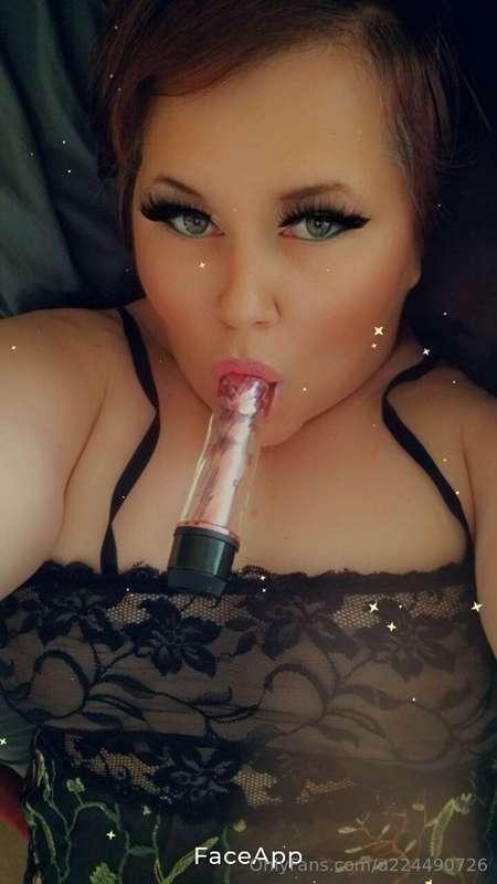 I just want to suck your cock so hard baby. Do u want to see..
