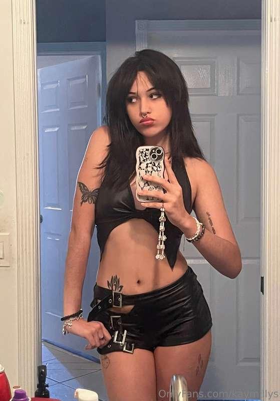 Picture me like this but without the clothes 🥰😖