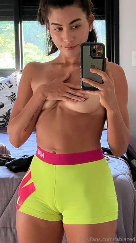I see something 🥵 Veo algo 👀 