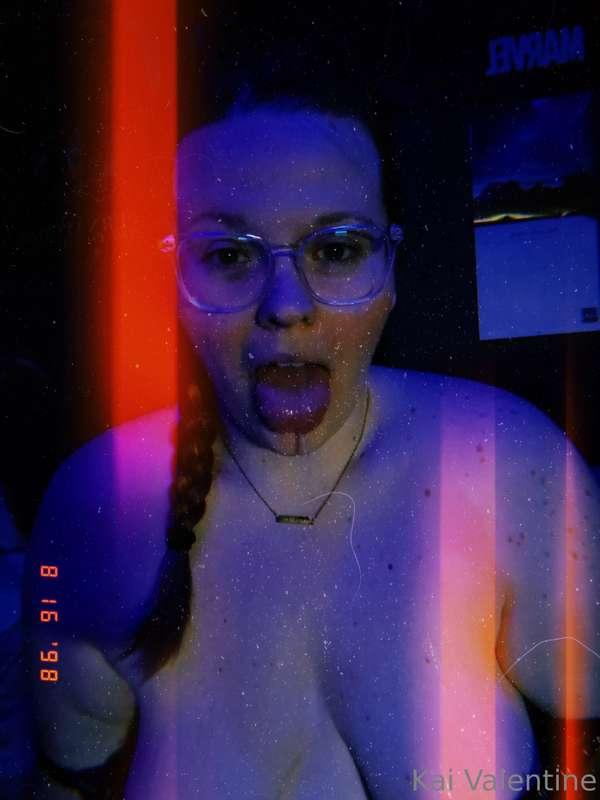 Do you like eye contact or no?