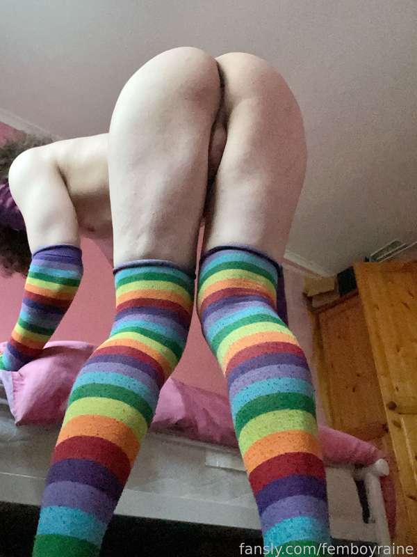 femboyraine image #3