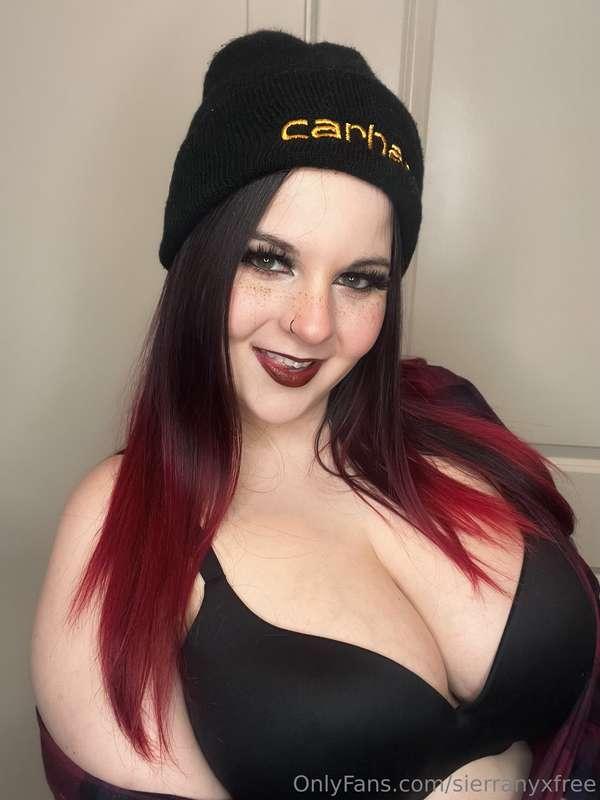 Does the hat suit me? :)