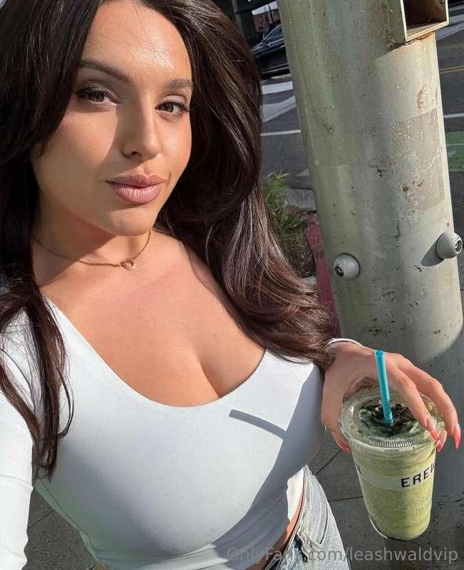 What are you doing this weekend babe? 😘
