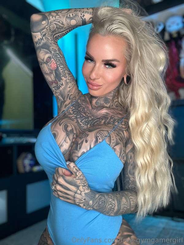 Damn it I’m so horny again … what about you ? 😈