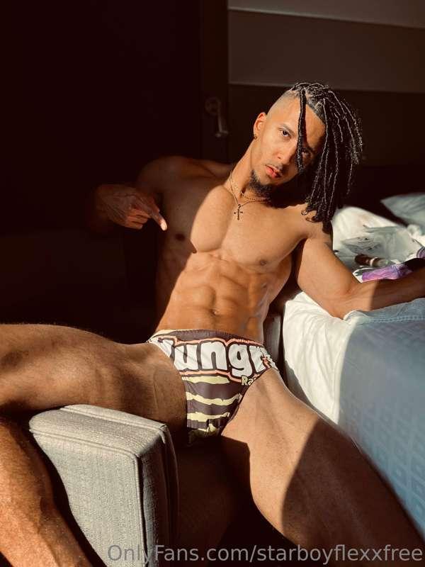 Are you hungry? 

Check out @starboyflexx for more uncensore..