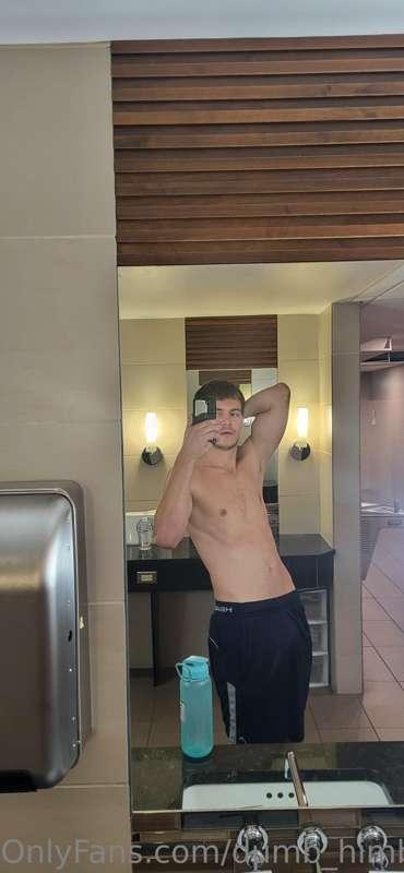 dumb_himbo_bro image #2