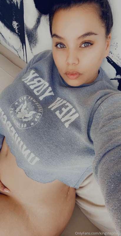 Hello King, <3 Hope your day is going well <3