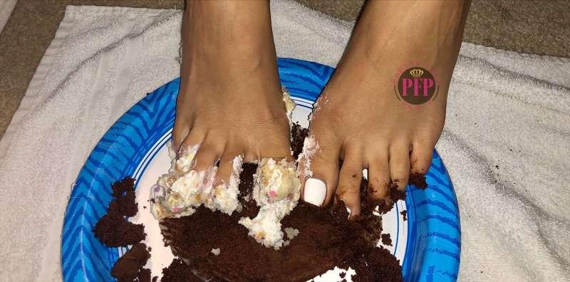 GET CHO CAKE CAKE CAKE CAKE 🎂