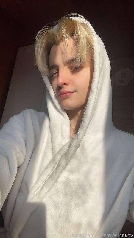 Good morning 🌅 
#FYP #goodmorning #boy #cute #twink #teen 