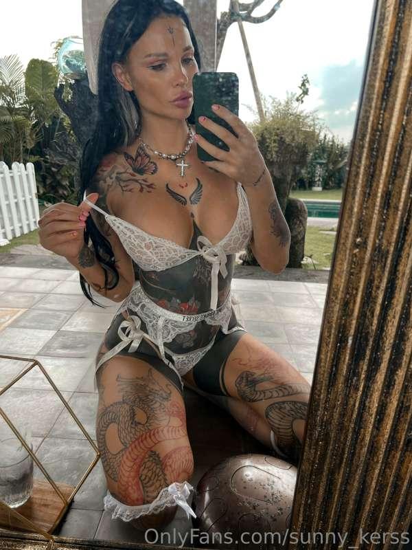 Do I look like a bride 👰‍♀️?