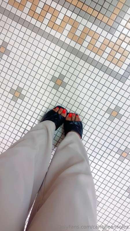 Another long work day but dang these feet look good! 