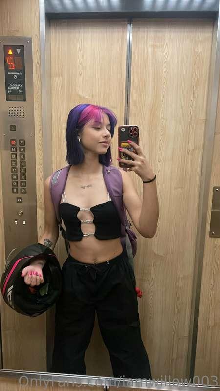Ready for a walk in the city. 🏍️😌
Anyone else like to ride a..