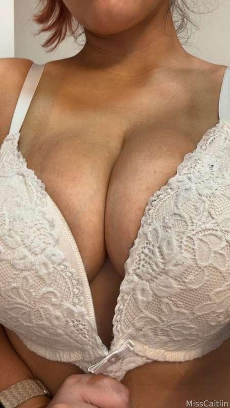 misscaitlin image #0