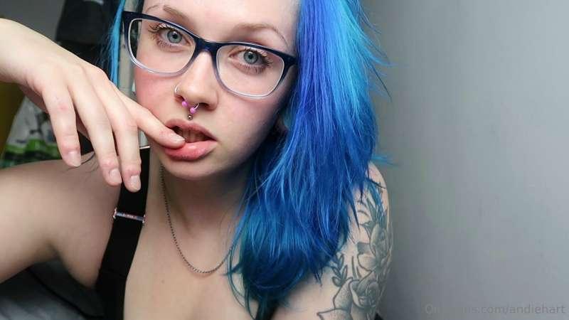 I want you to spoil me 😍