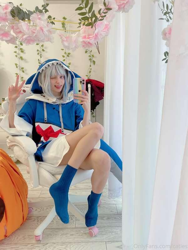 Gawr Gura cosplay set soon 💙🦈