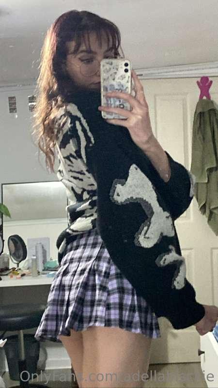 lift up my cute skirt and fuck the shit out of me xx 😚