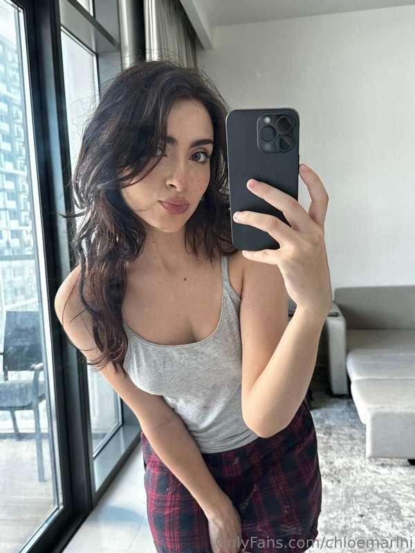 chloemarini image #1