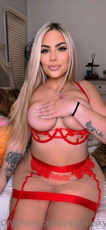 Tits or nah? 😈