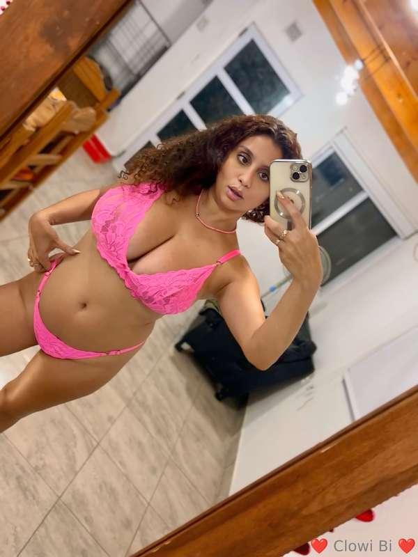 I want to do some very hot live sexting videos, would you li..