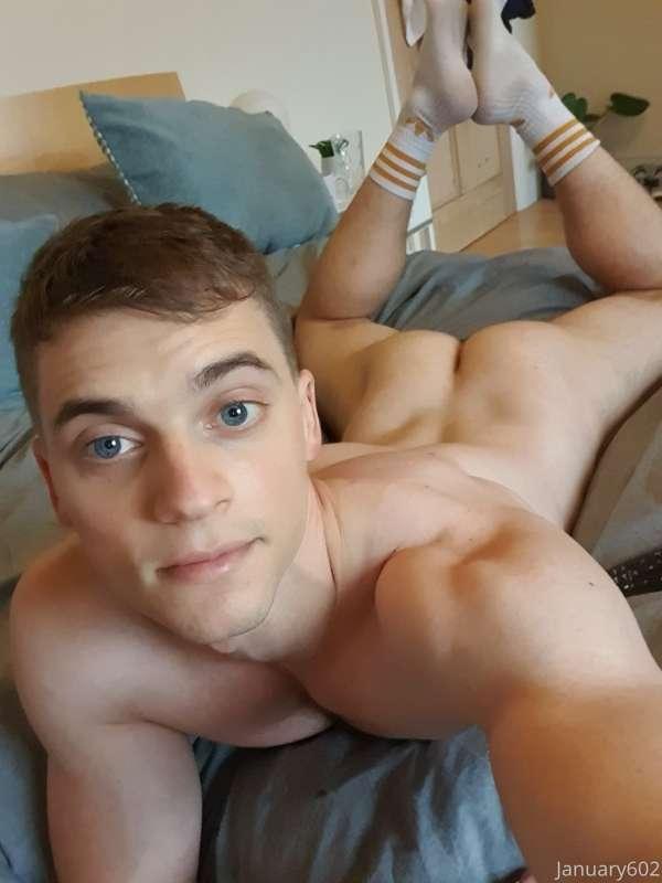 2 more days until I can squat again 😅😔😘💪💪