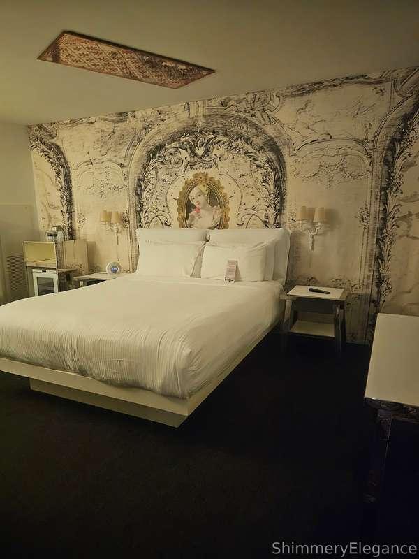 Here's my suite at the Sahara and my gorgeous view of the St..