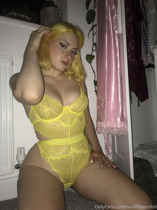 sunfl0werdoll image #8