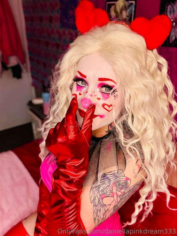 Honk me daddy #clownmakeup #clussy 