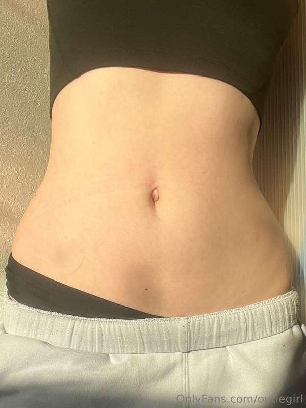 Just a simple stretched out picture for you guys today ❤️