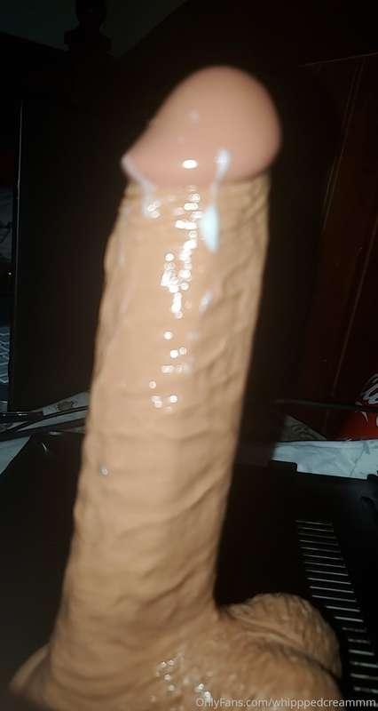 Watch me cum all over this dildo