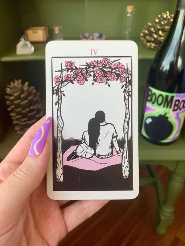 🪄 four of wands 🪄

continue building up and let your roots dig down, but don’t neglect recognizing the joy that is present all around you 

#fyp #novaivie #tarot #tarotreading #psychic #divination #witch #magic #universe