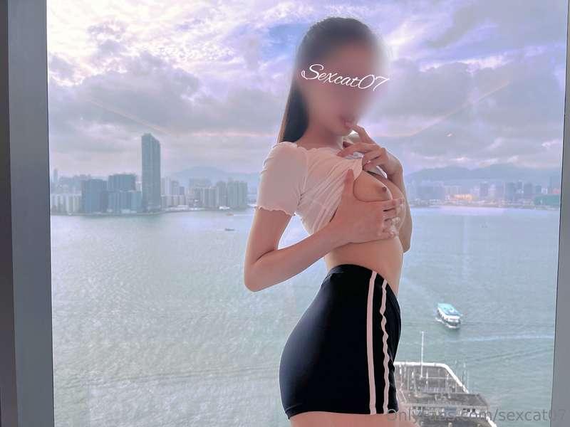 💗💗💗 (3 Pics)  岩岩病好，就有d 想要lo😳🫣  依排成日幻想比中學既啊sir …💦💦💦  貓仔成日都會有性..