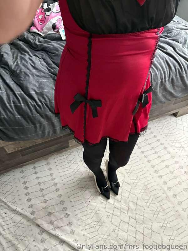 mrs_footjobqueen image #1