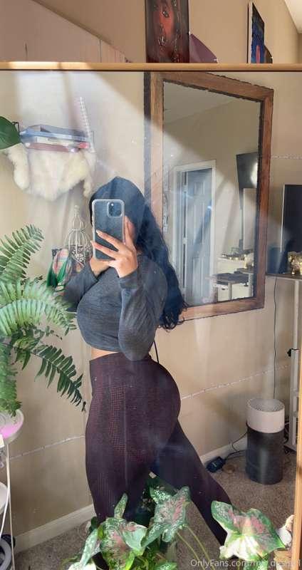 my body been looking real good lately... I have PCOS (google..